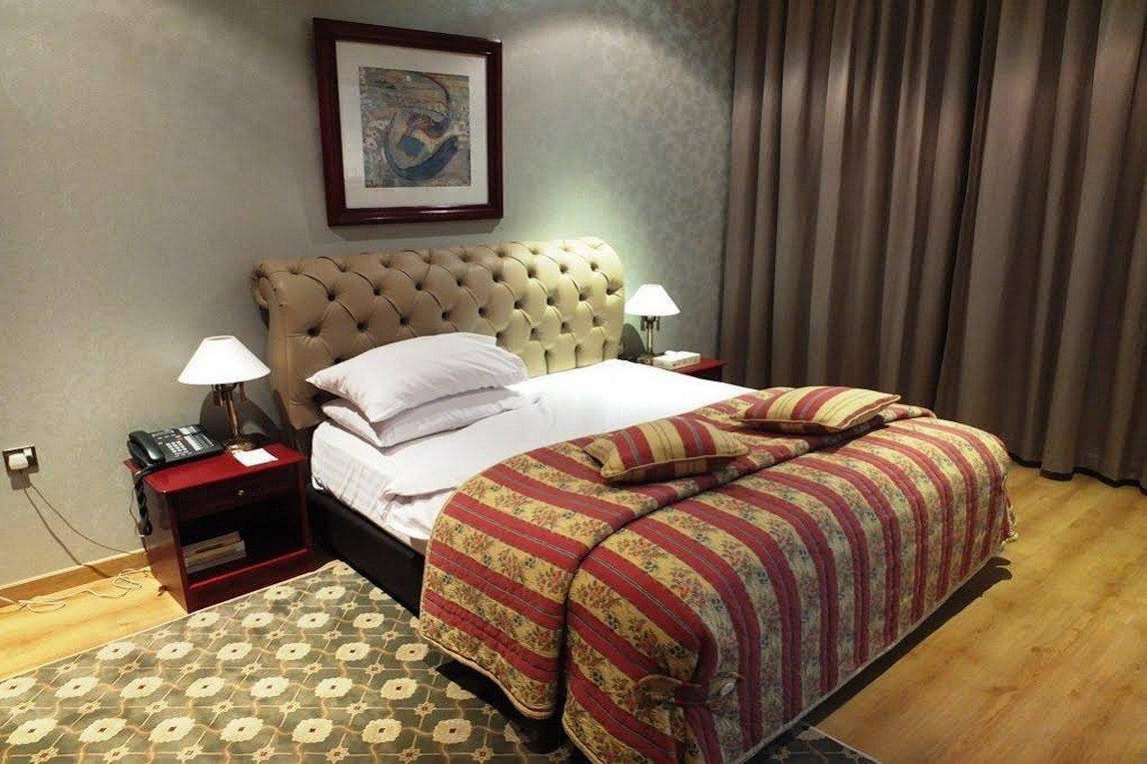 Al Bustan Hotel Doha Eksteriør bilde