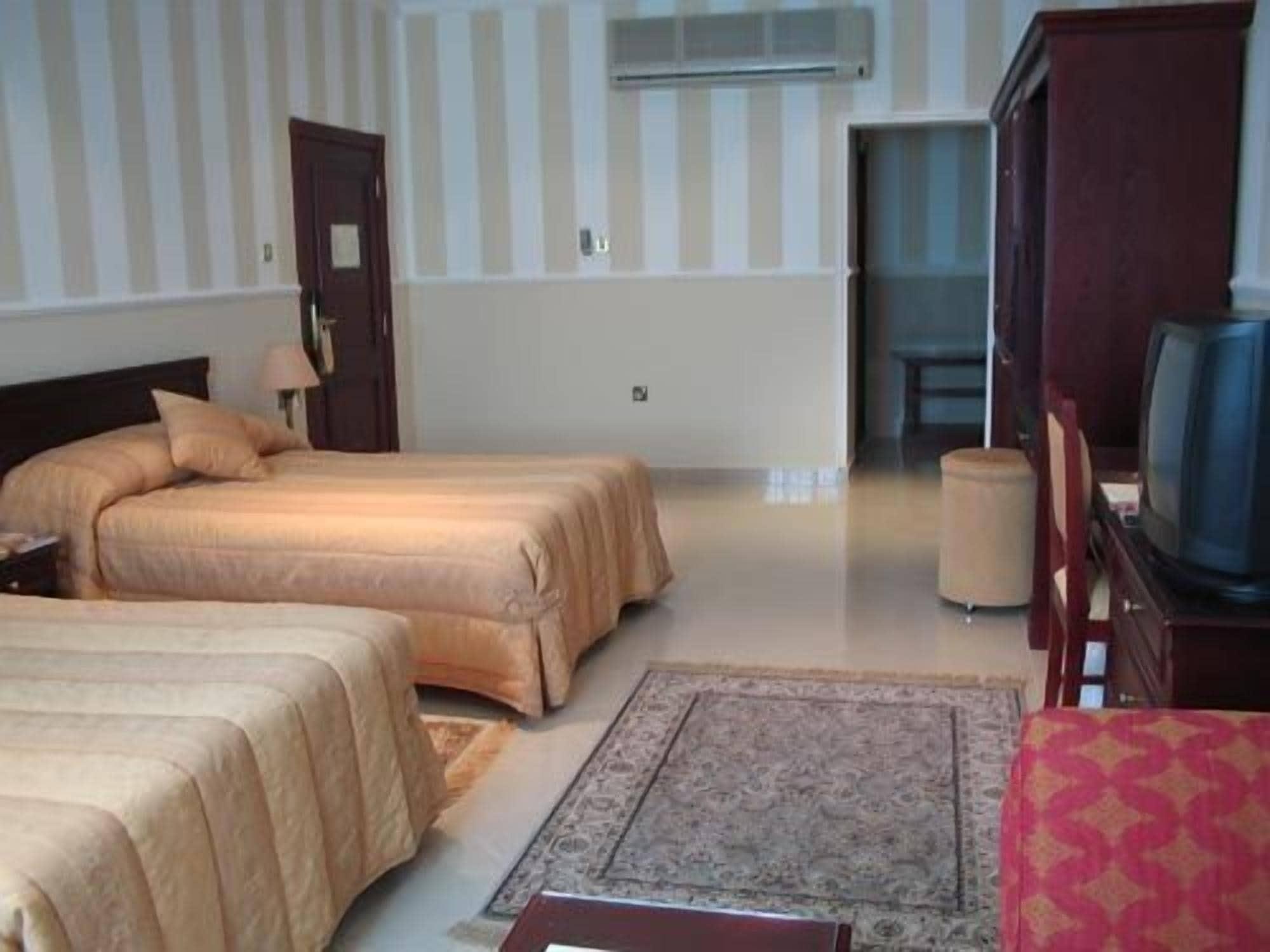 Al Bustan Hotel Doha Eksteriør bilde