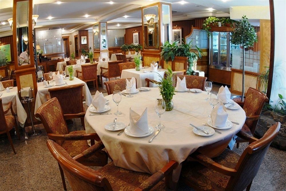 Al Bustan Hotel Doha Eksteriør bilde