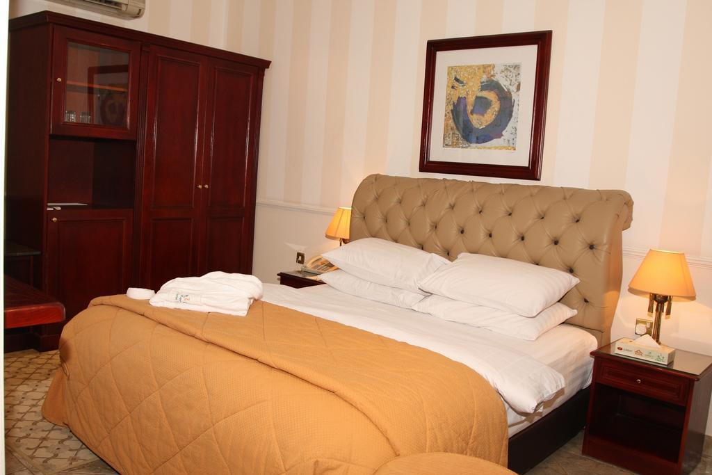 Al Bustan Hotel Doha Eksteriør bilde